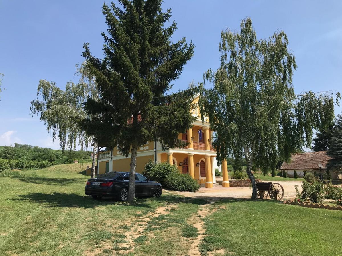 Apartamento Joe Bácsi Rezidenciája Kisharsány Exterior foto