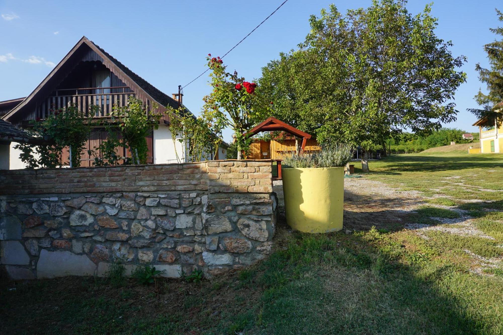 Apartamento Joe Bácsi Rezidenciája Kisharsány Exterior foto