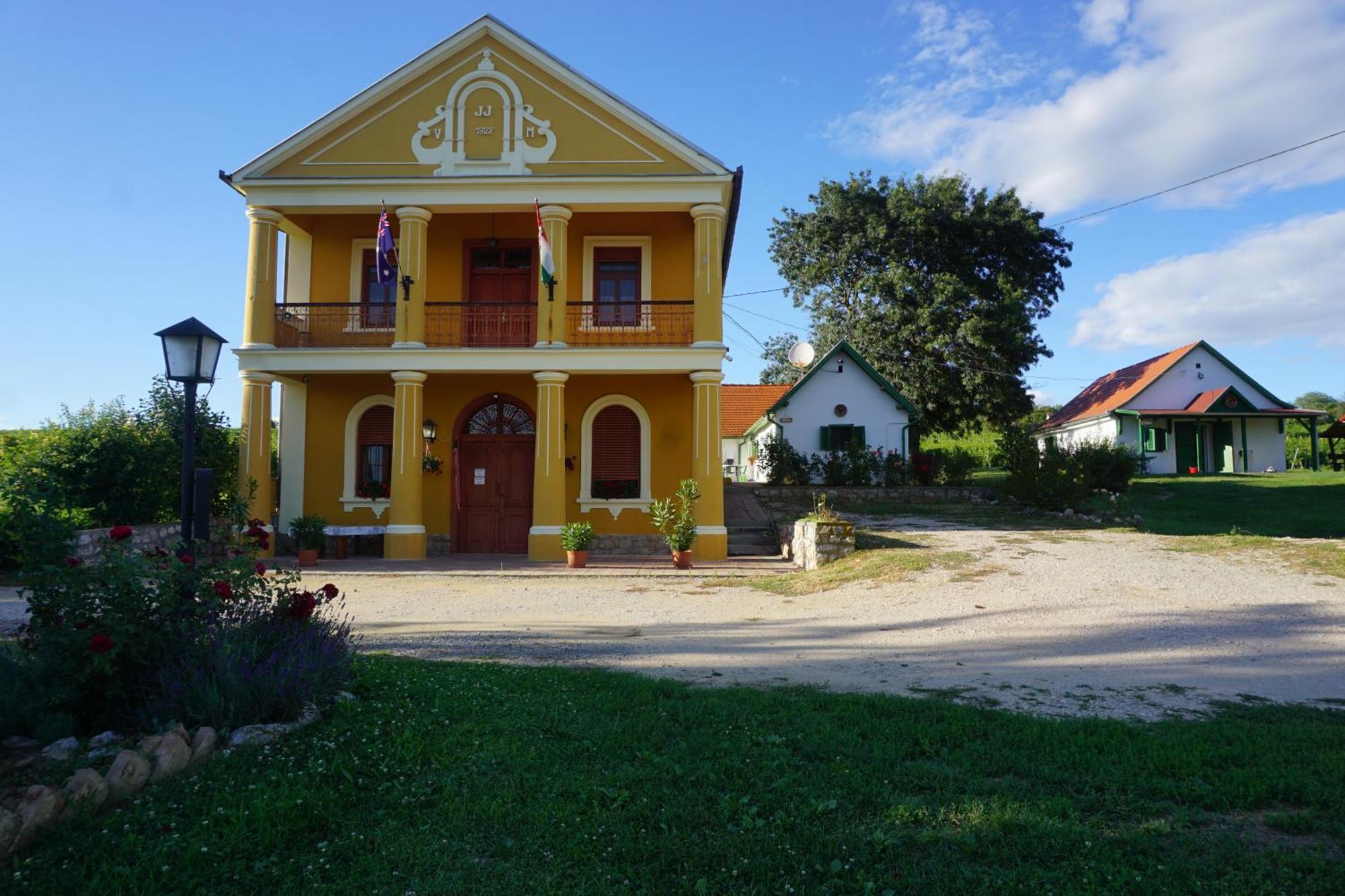 Apartamento Joe Bácsi Rezidenciája Kisharsány Exterior foto