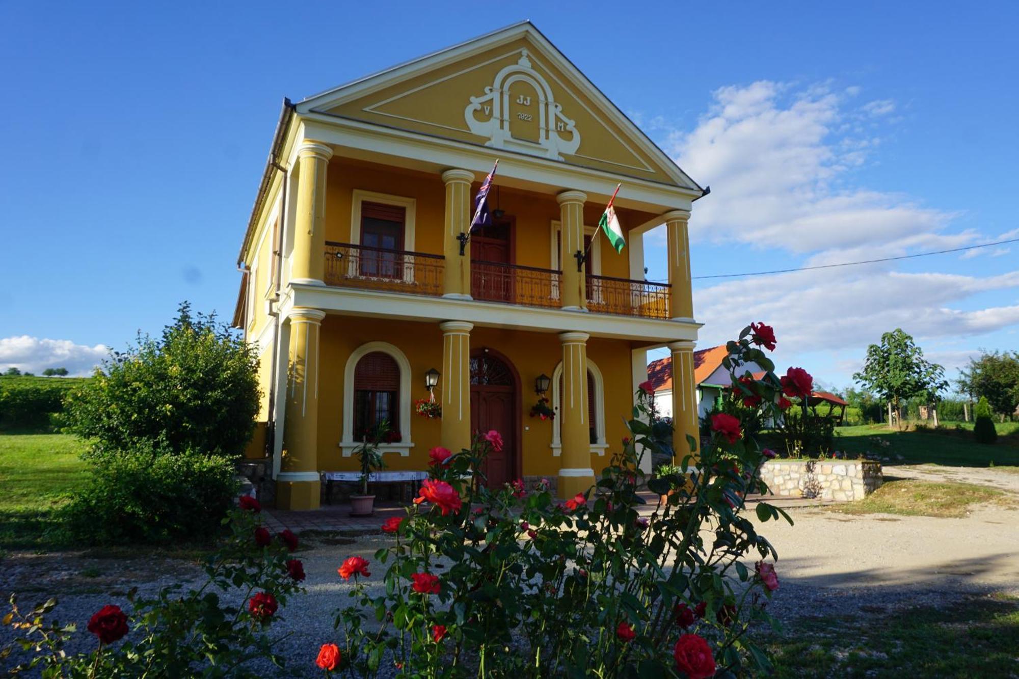 Apartamento Joe Bácsi Rezidenciája Kisharsány Exterior foto